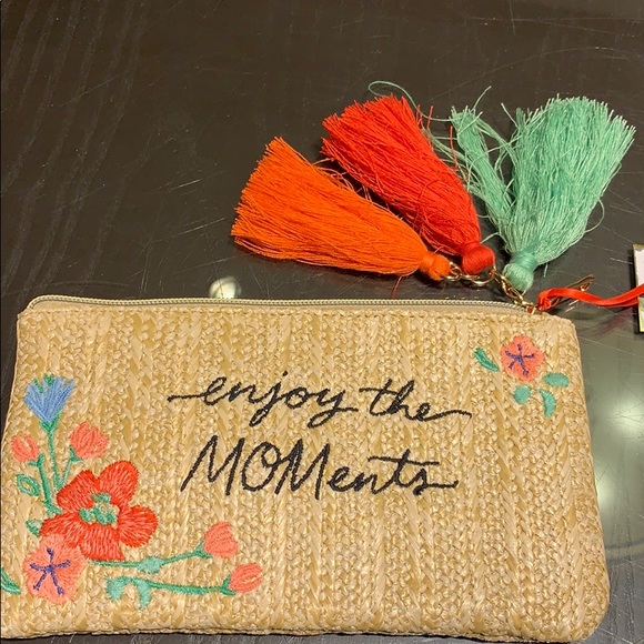 Pouch - Picture 4 of 4